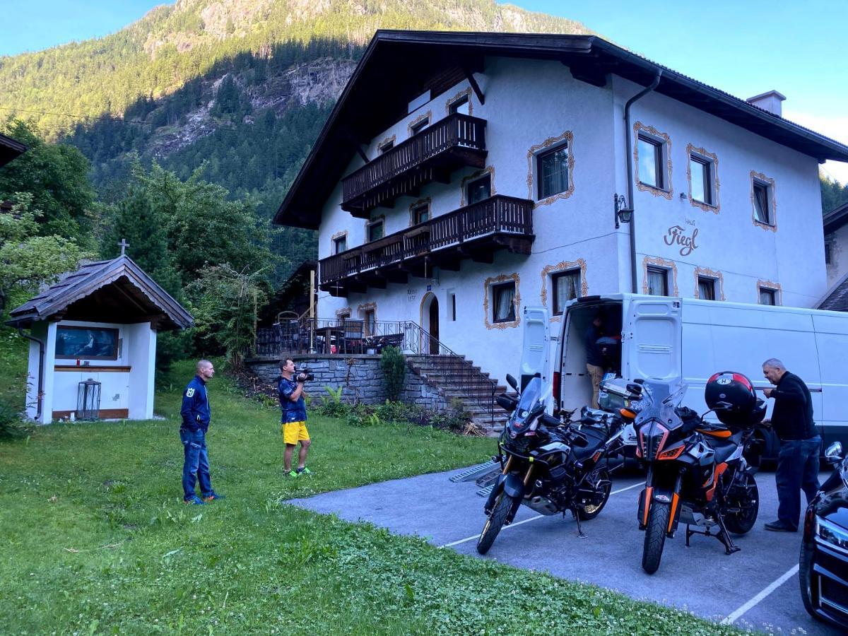 Haus Fiegl Hotel Oetz Luaran gambar