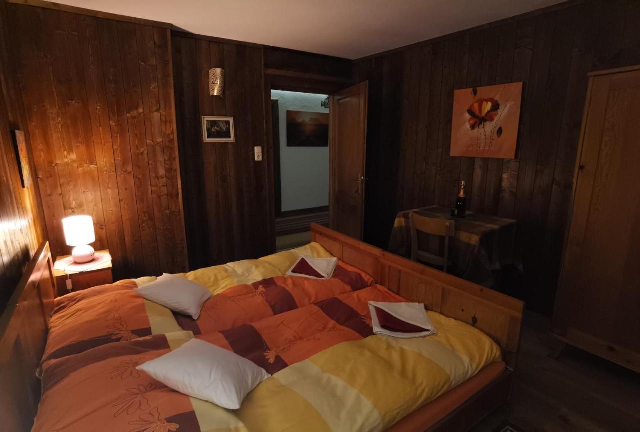 Haus Fiegl Hotel Oetz Luaran gambar