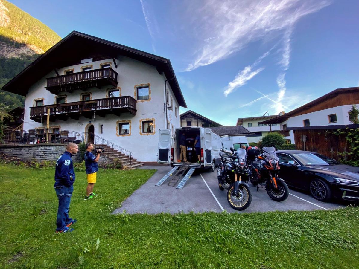 Haus Fiegl Hotel Oetz Luaran gambar