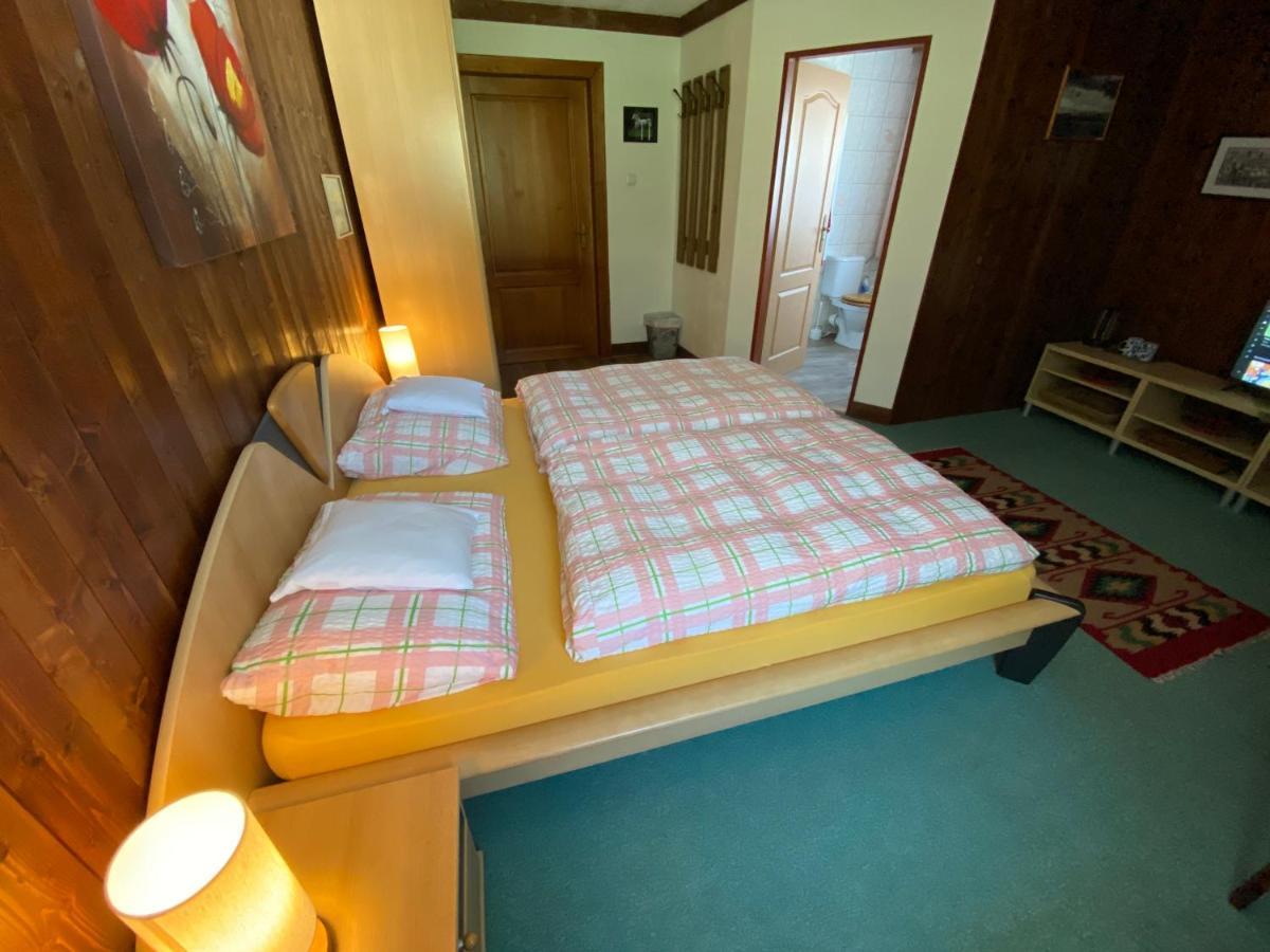 Haus Fiegl Hotel Oetz Luaran gambar