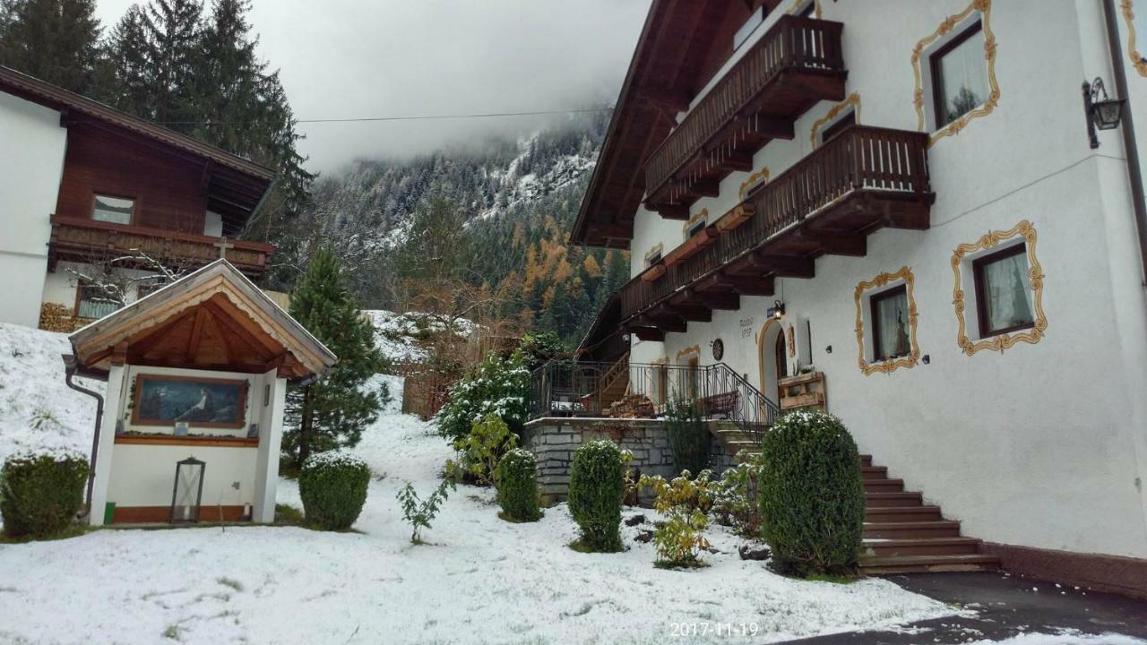 Haus Fiegl Hotel Oetz Luaran gambar